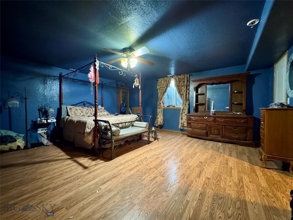 Montague - Residential