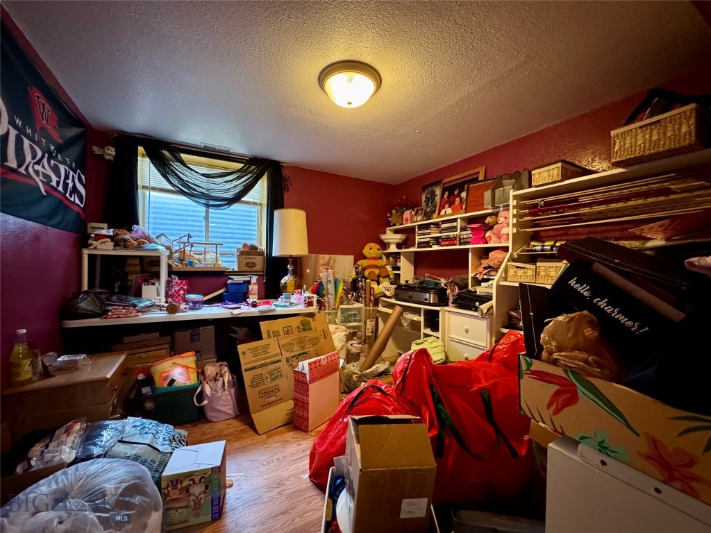 Montague - Residential