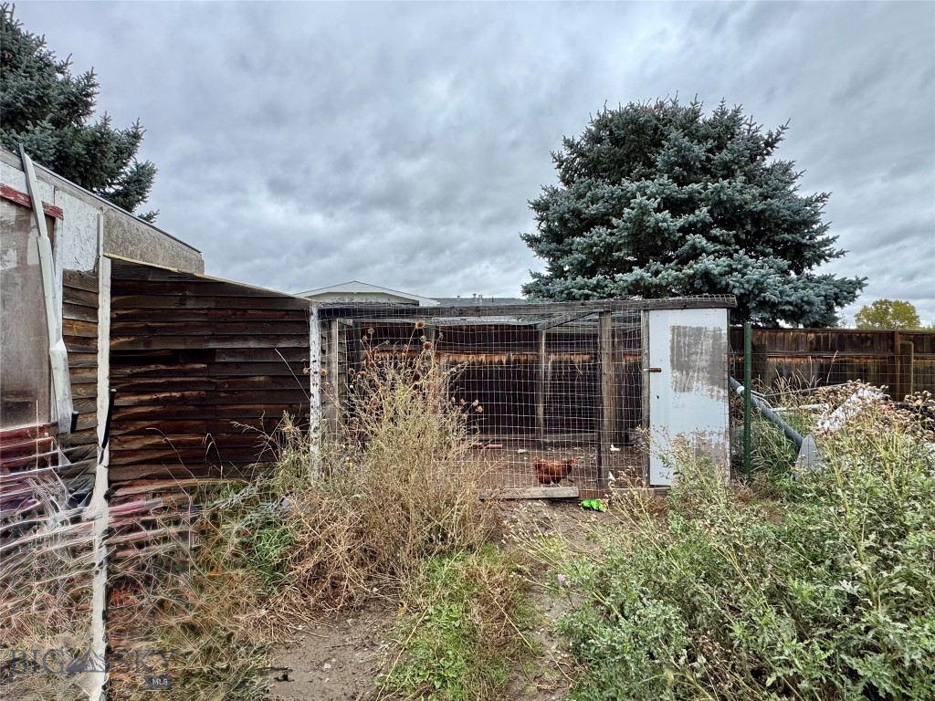 Montague - Residential