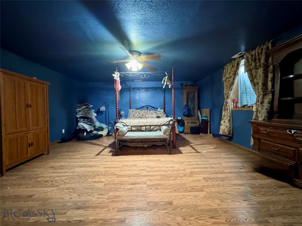 Montague - Residential