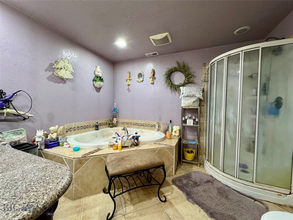 Montague - Residential