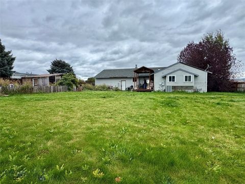 Photo of 511 Garnier Ave Ave, Livingston, MT 59047 (MLS # 405834)