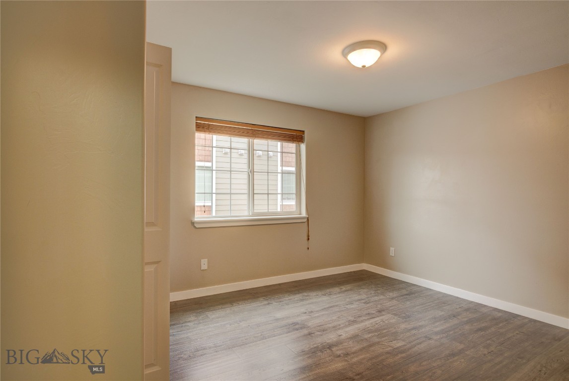 Baxter Springs Condo - Residential