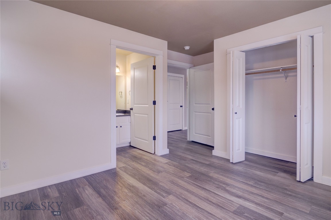 Baxter Springs Condo - Residential