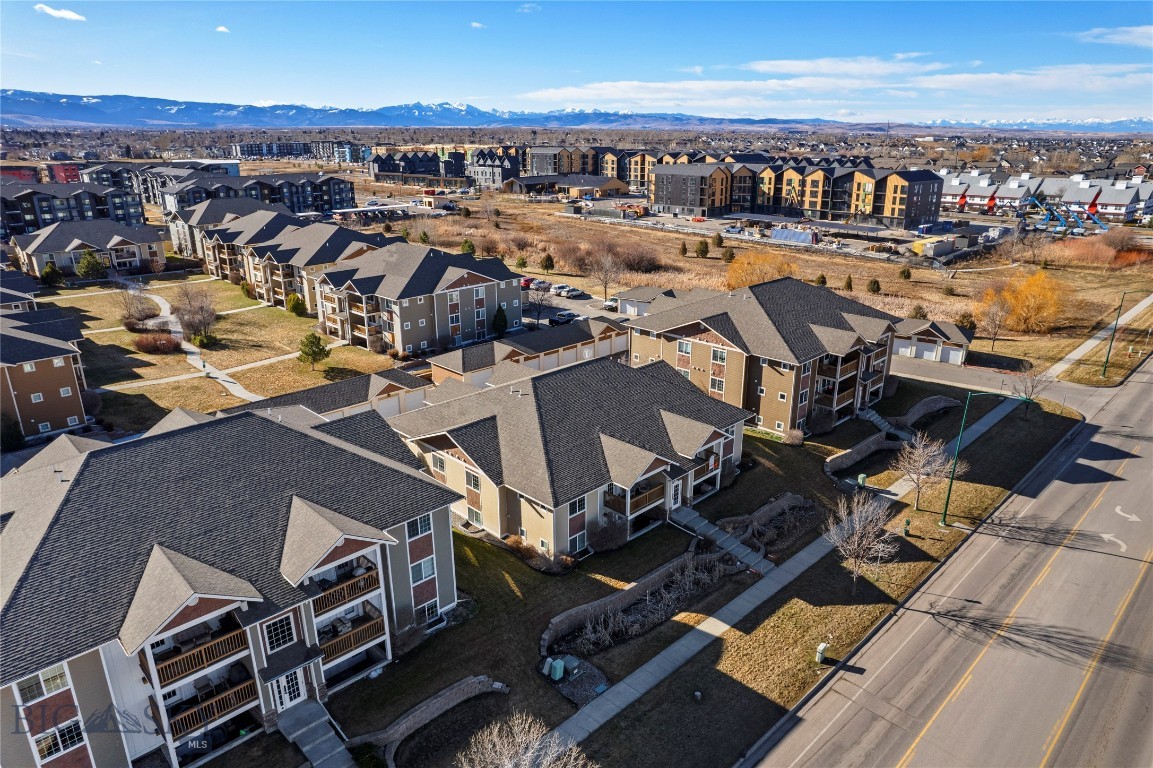 Baxter Springs Condo - Residential