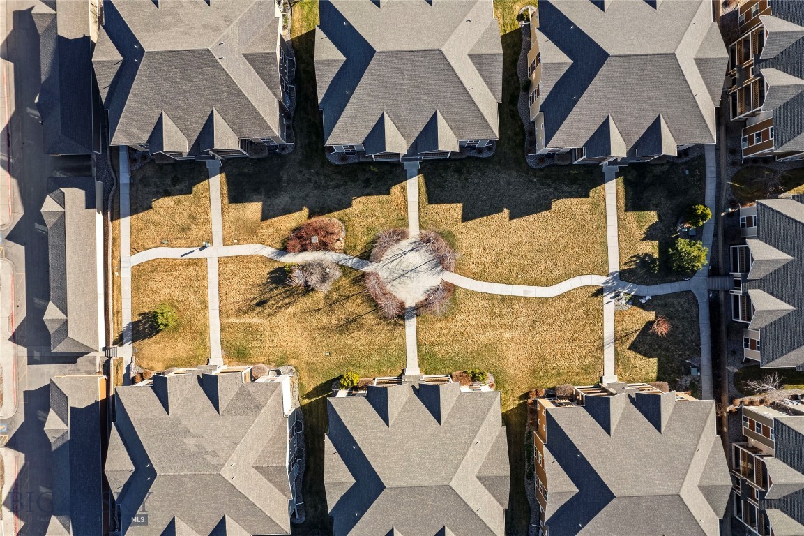 Baxter Springs Condo - Residential