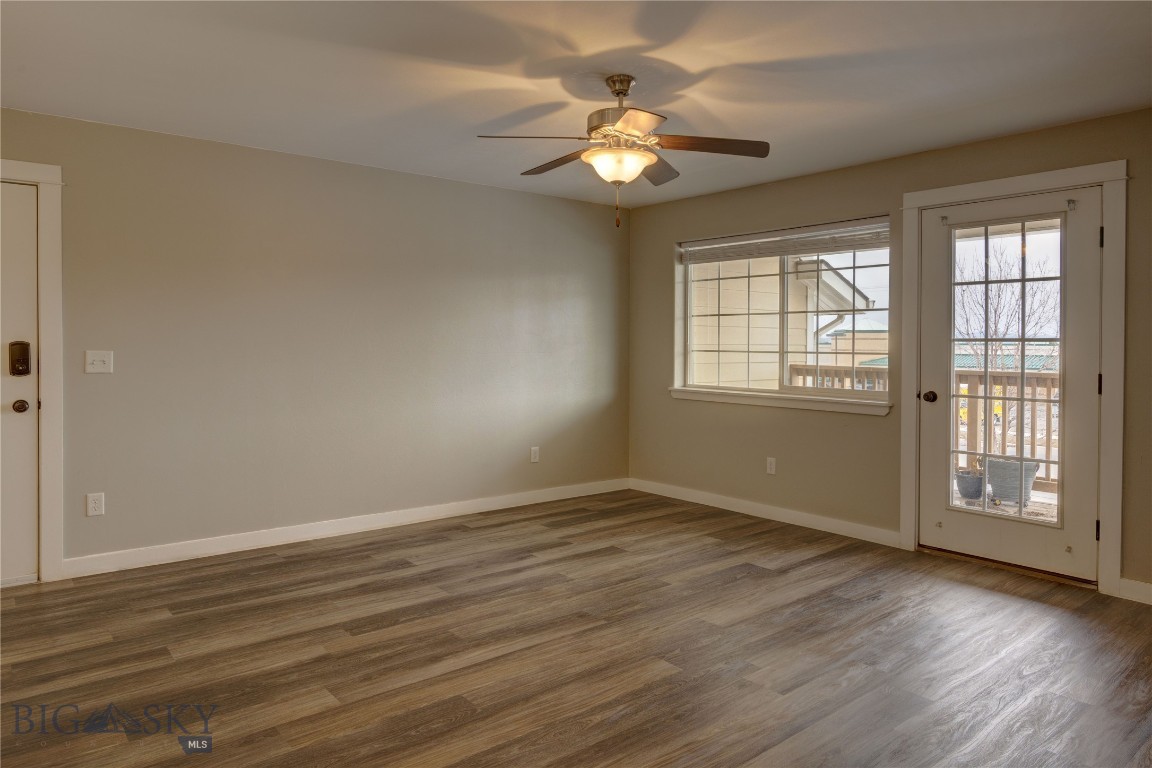 Baxter Springs Condo - Residential