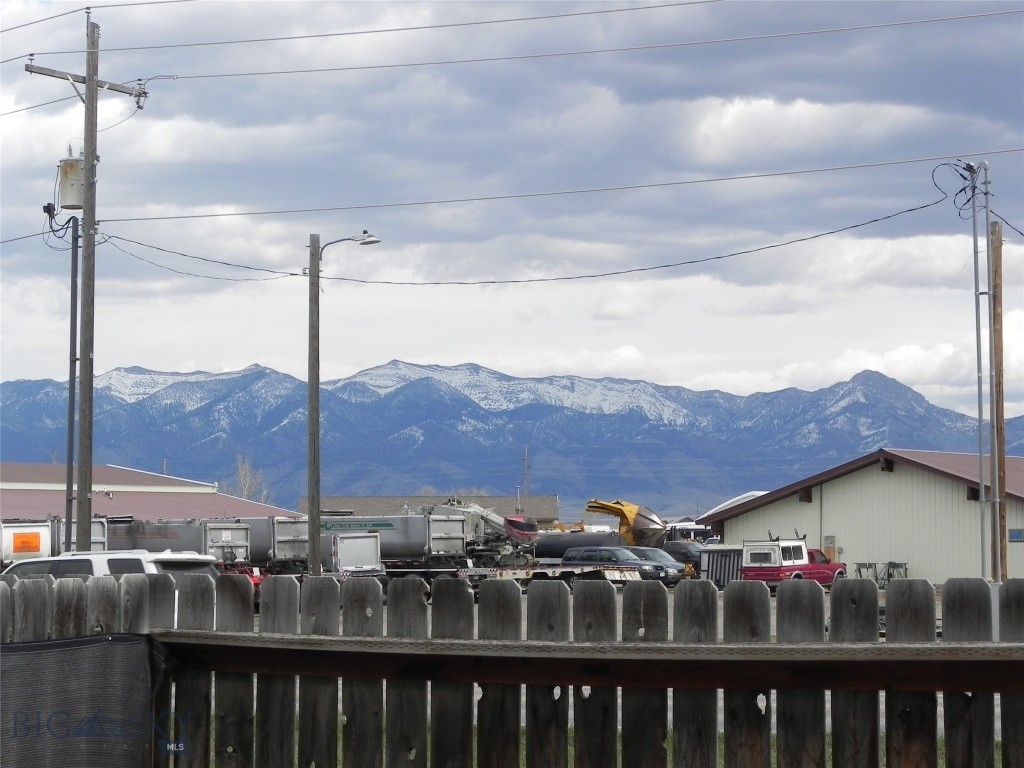 River Rock and Royal Village - Residential