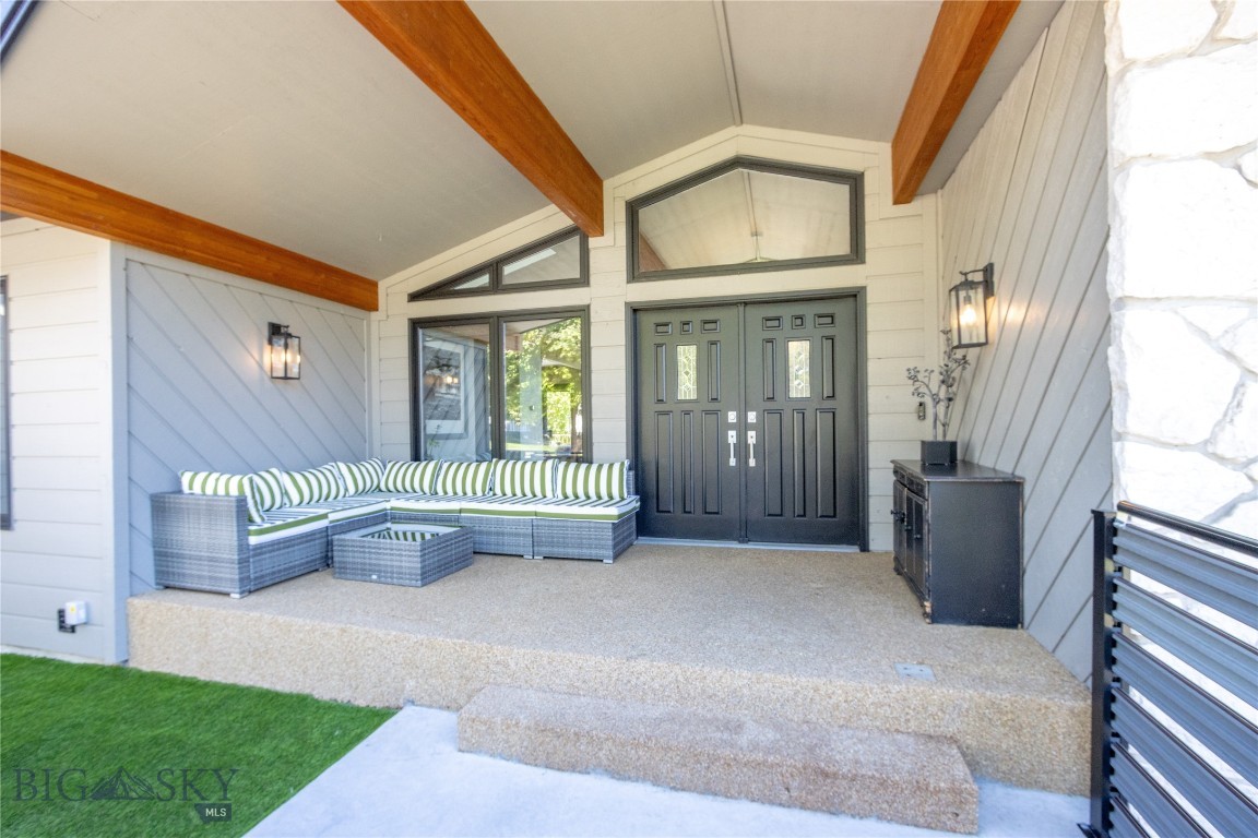 5810 Sam Snead Trail