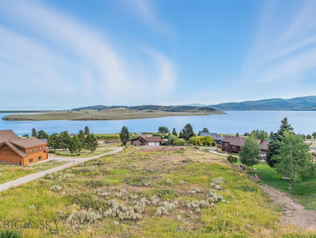 Yellowstone Holiday - Land