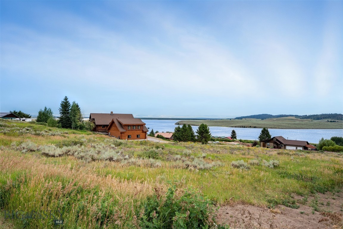 Yellowstone Holiday - Land