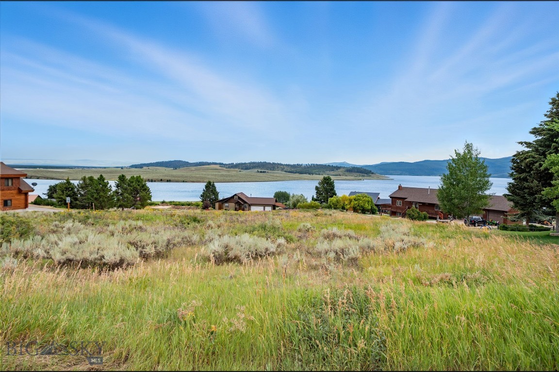 Yellowstone Holiday - Land