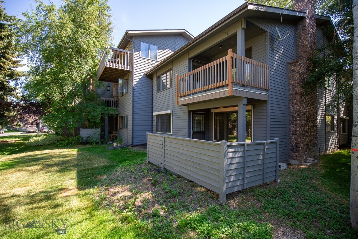 2200 W Dickerson 46