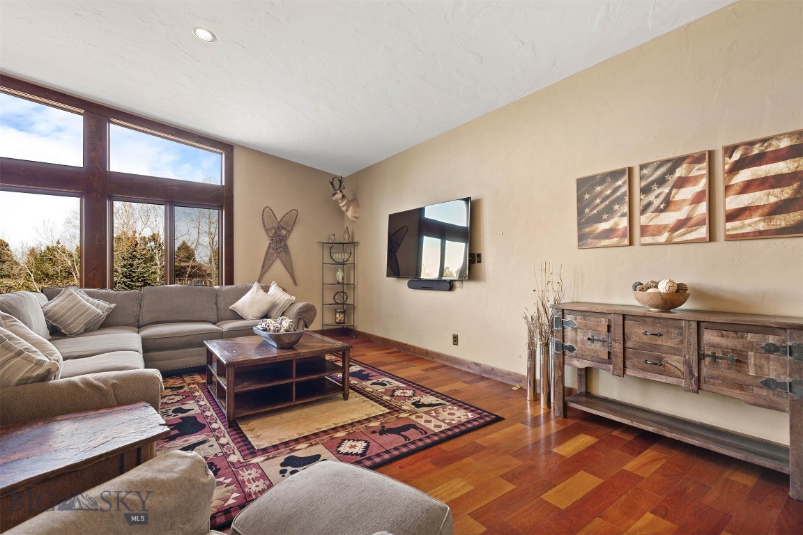 Sourdough Ridge - Residential