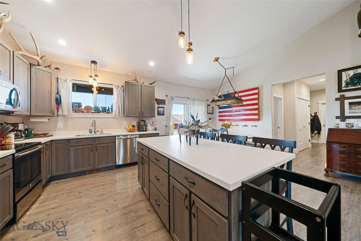 Discovery Vista - Residential