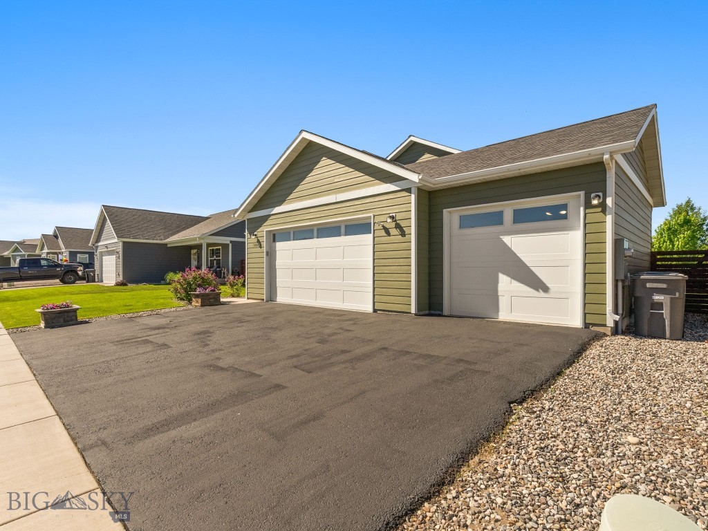 Belgrade, Montana 59714, United States, 4 Bedrooms Bedrooms, ,3 BathroomsBathrooms,Residential,Active,145974