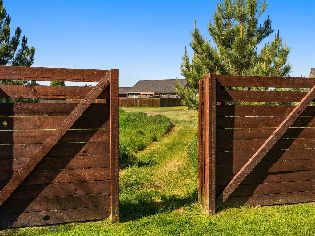 Belgrade, Montana 59714, United States, 4 Bedrooms Bedrooms, ,3 BathroomsBathrooms,Residential,Active,145974