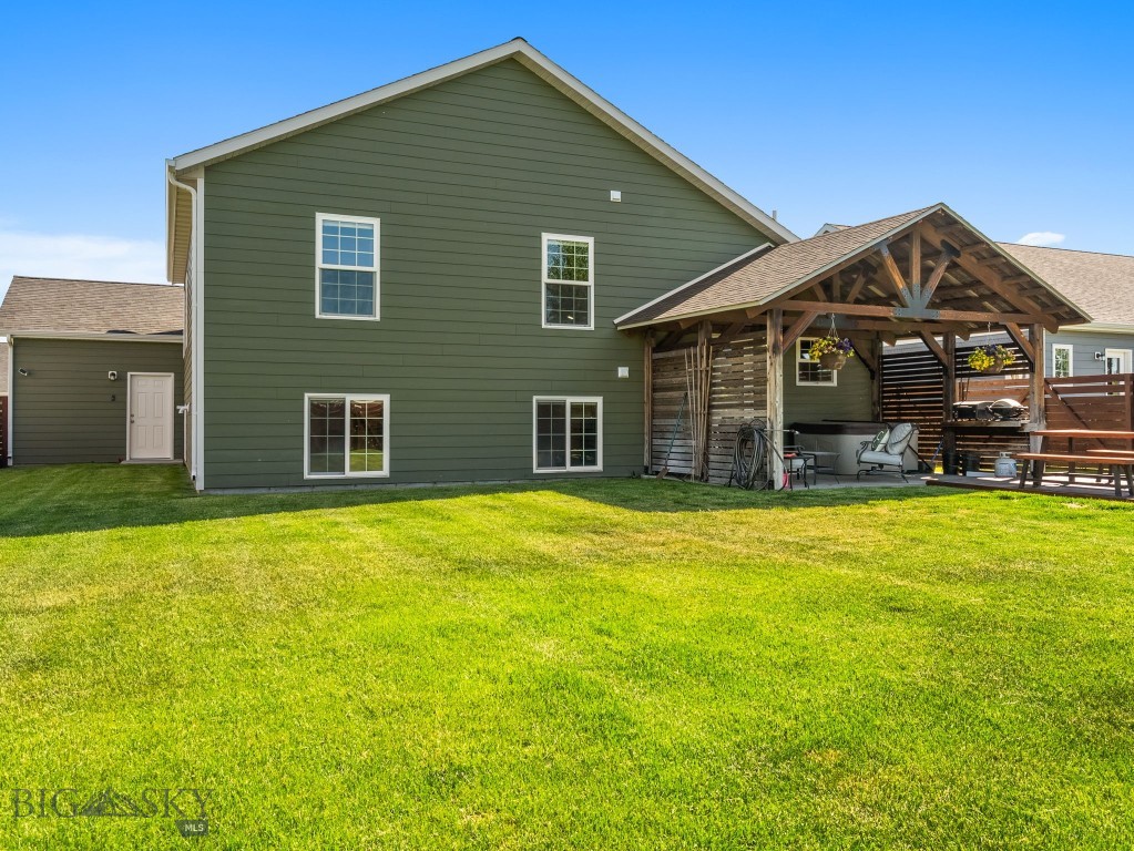 Belgrade, Montana 59714, United States, 4 Bedrooms Bedrooms, ,3 BathroomsBathrooms,Residential,Active,145974