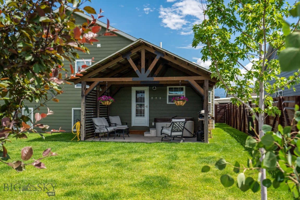 Belgrade, Montana 59714, United States, 4 Bedrooms Bedrooms, ,3 BathroomsBathrooms,Residential,Active,145974