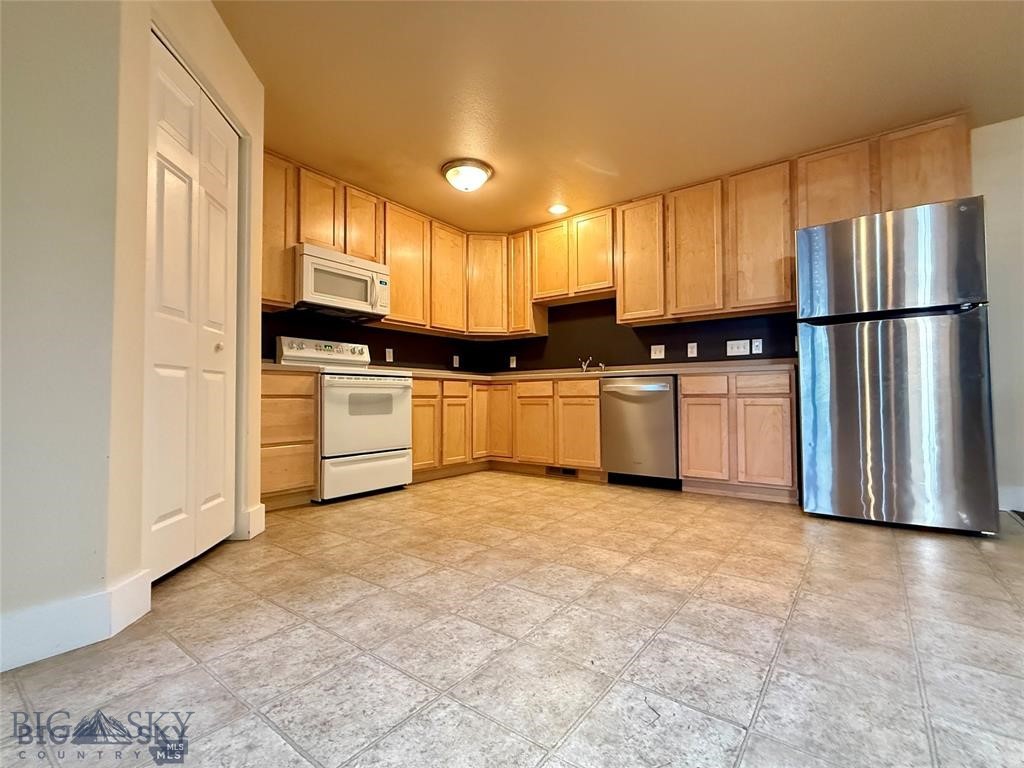 Pine View - Residential