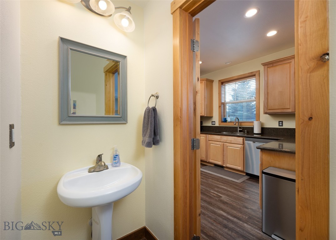 Ennis, Montana 59729, United States, 3 Bedrooms Bedrooms, ,3 BathroomsBathrooms,Residential,Contingent,65015