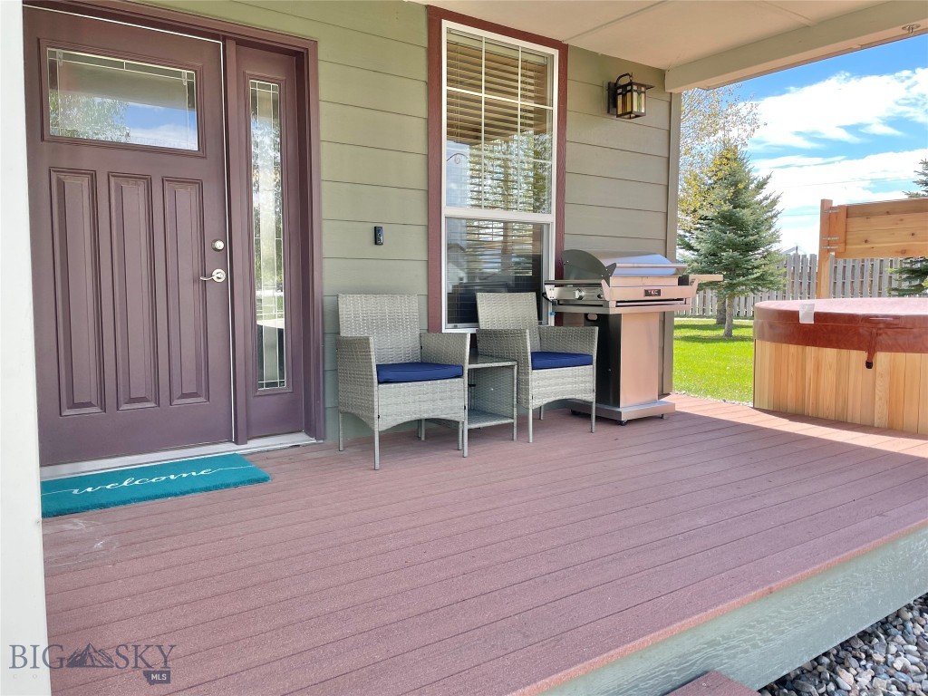 Ennis, Montana 59729, United States, 3 Bedrooms Bedrooms, ,3 BathroomsBathrooms,Residential,Contingent,65015