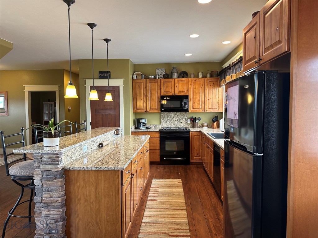 64 Mountain View Trail