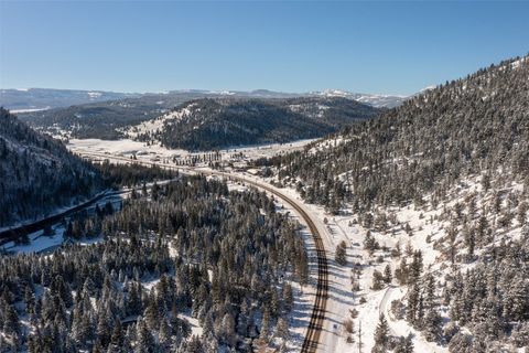 Photo of 48295 Gallatin Road, Gallatin Gateway, MT 59730 (MLS # 405285)