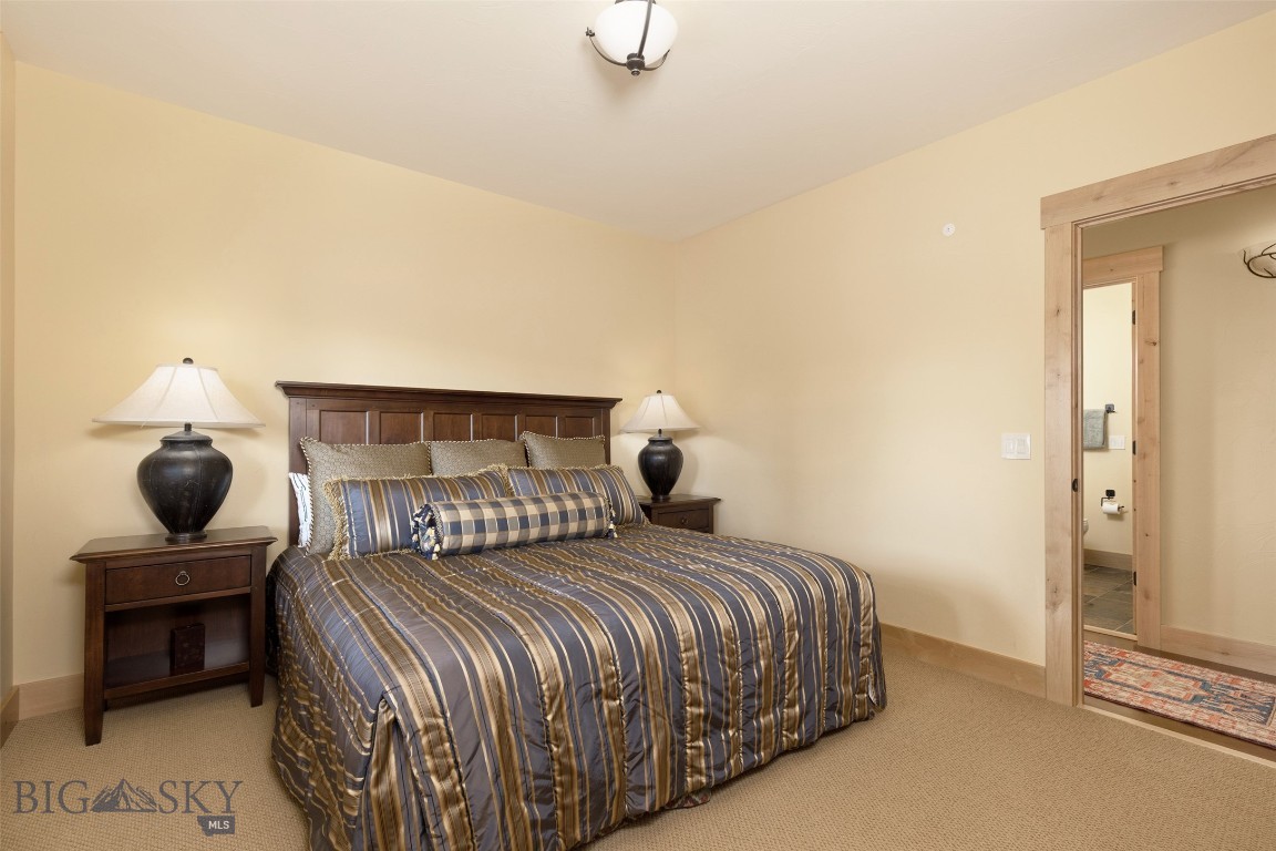 Diamond Hitch Of Ski Moonlight - Residential