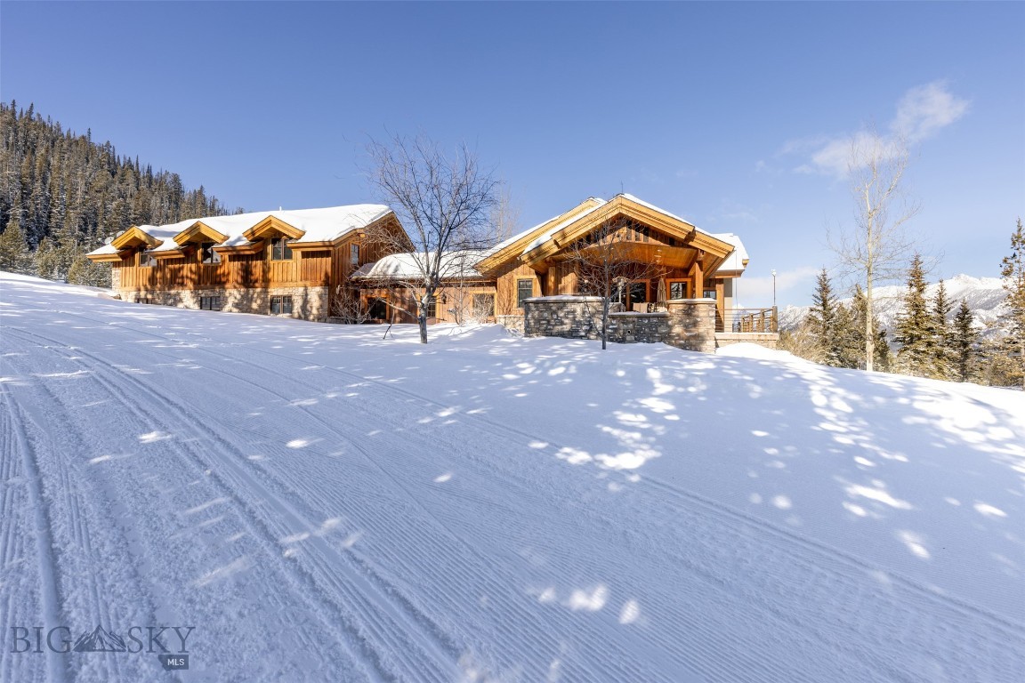 Diamond Hitch Of Ski Moonlight - Residential