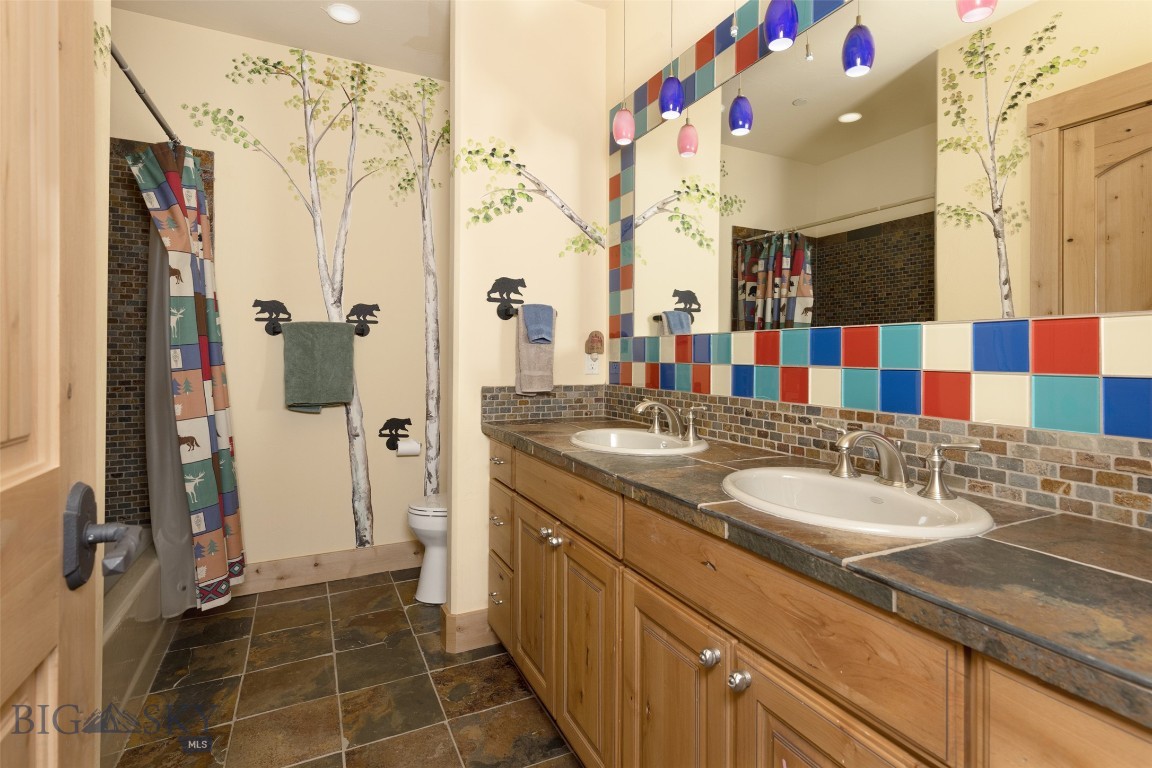 Diamond Hitch Of Ski Moonlight - Residential