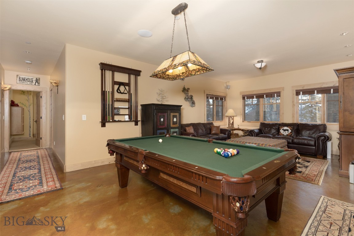 Diamond Hitch Of Ski Moonlight - Residential