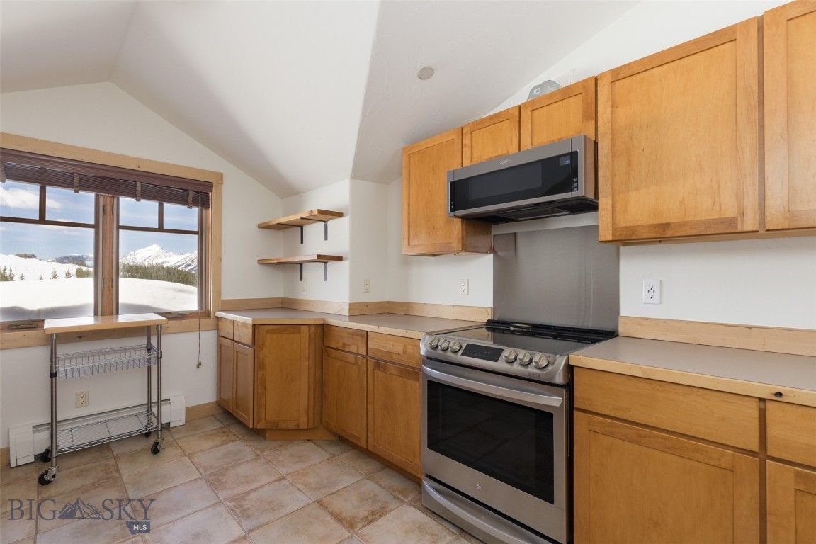 Diamond Hitch Of Ski Moonlight - Residential