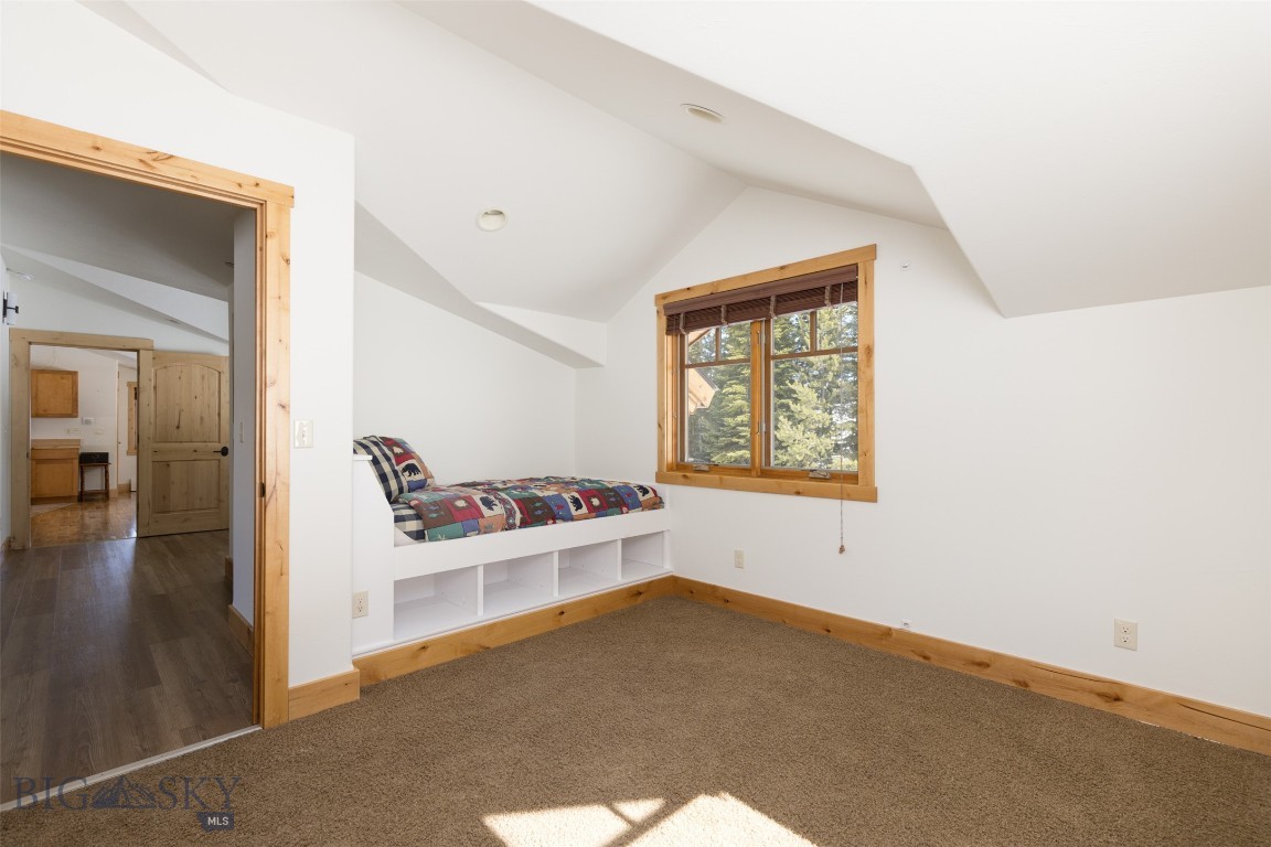 Diamond Hitch Of Ski Moonlight - Residential