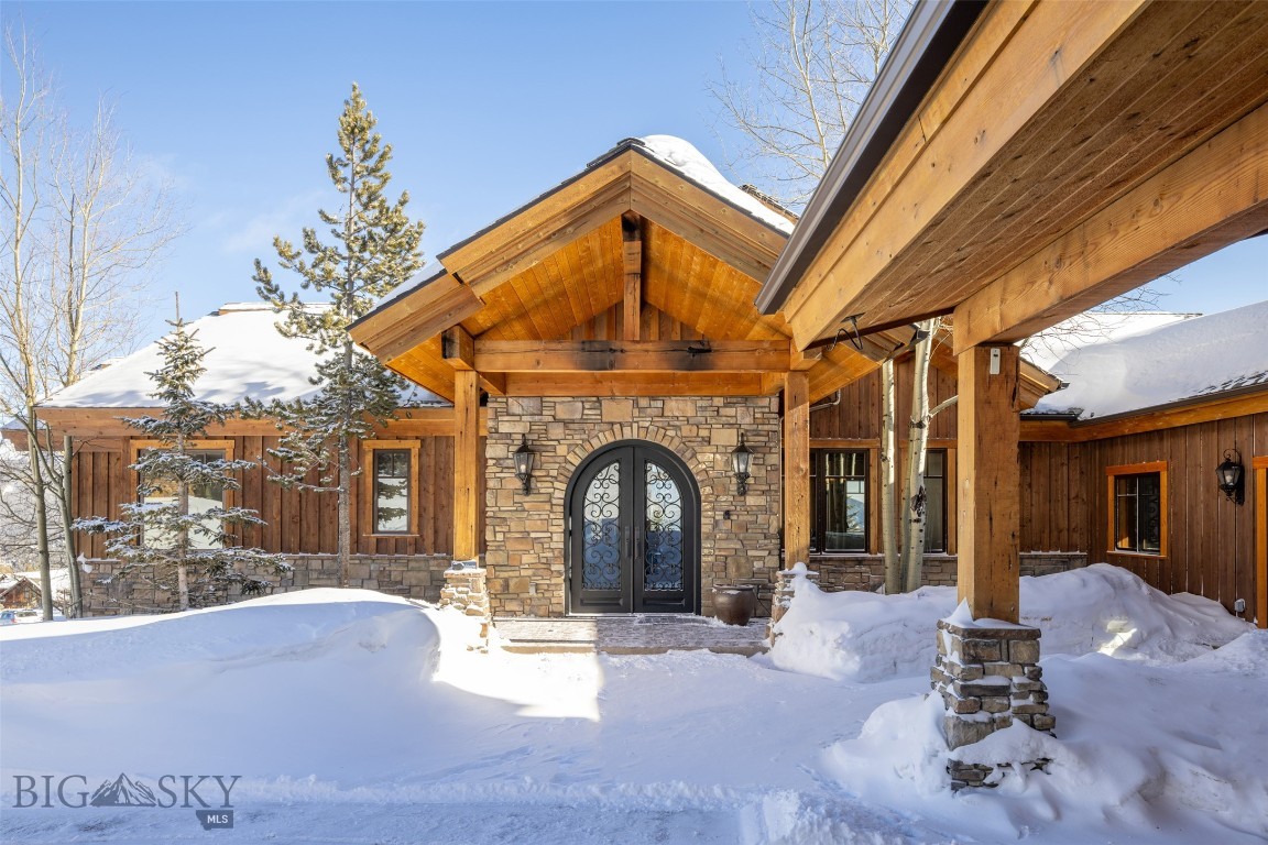 Diamond Hitch Of Ski Moonlight - Residential