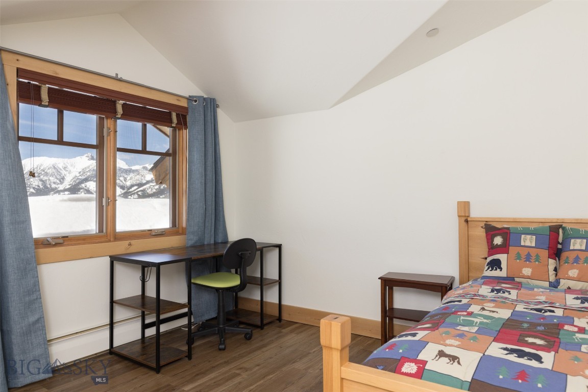 Diamond Hitch Of Ski Moonlight - Residential