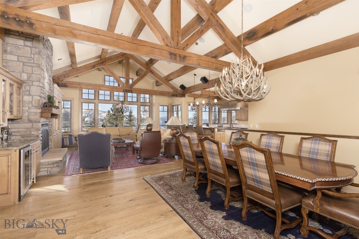 Diamond Hitch Of Ski Moonlight - Residential