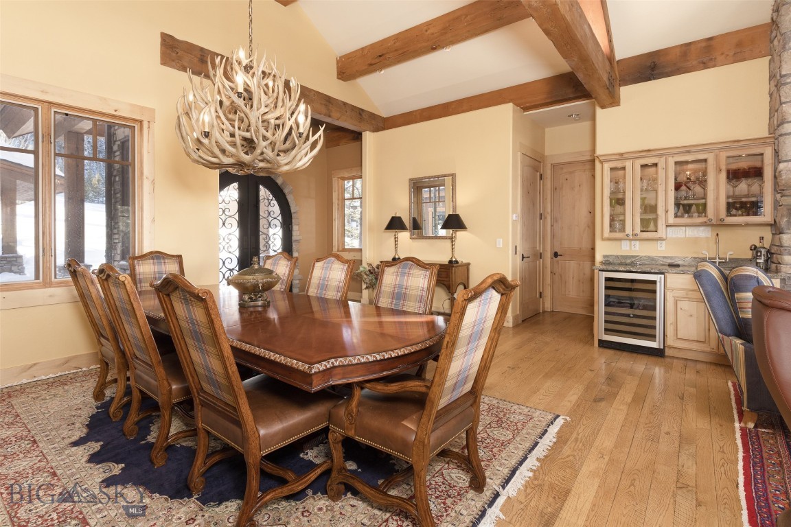 Diamond Hitch Of Ski Moonlight - Residential