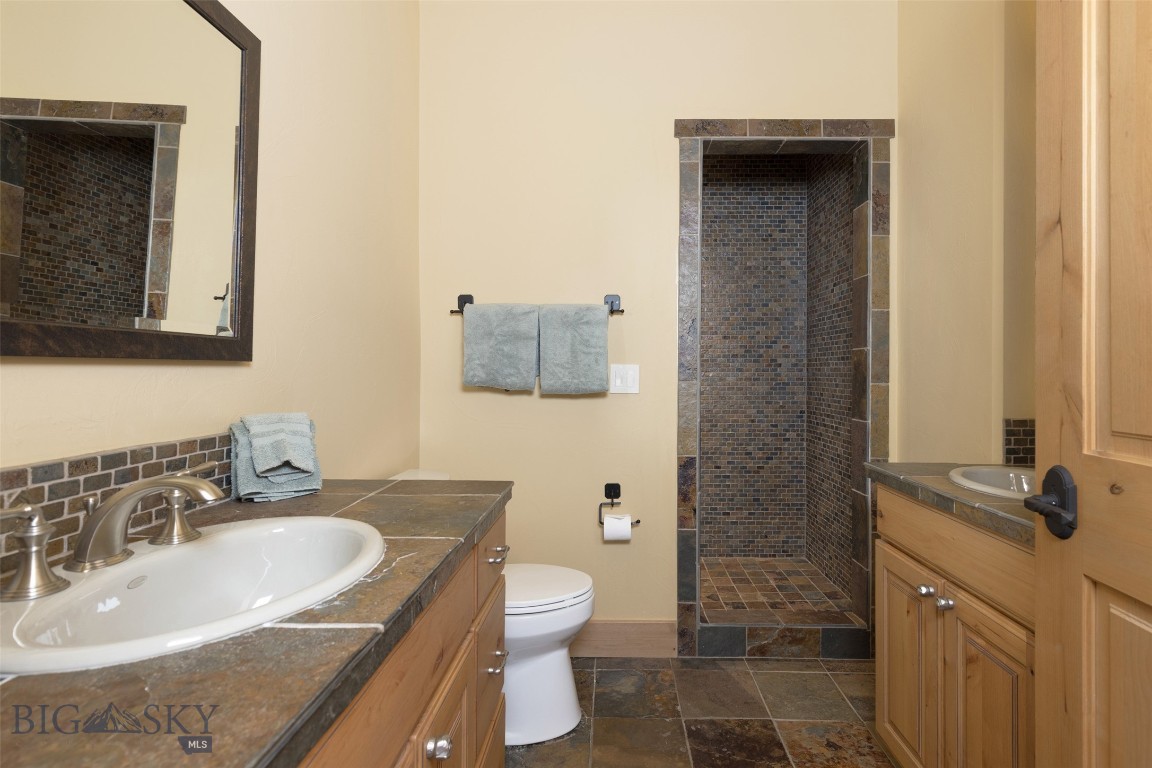 Diamond Hitch Of Ski Moonlight - Residential