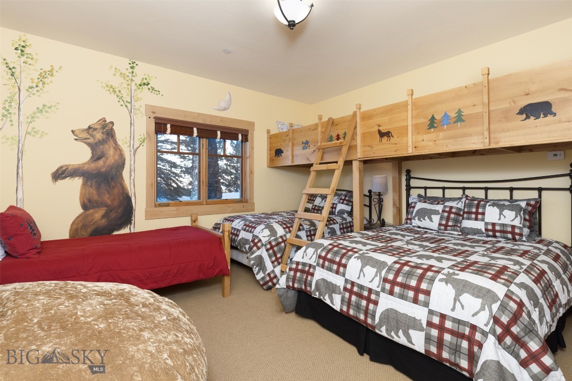 Diamond Hitch Of Ski Moonlight - Residential