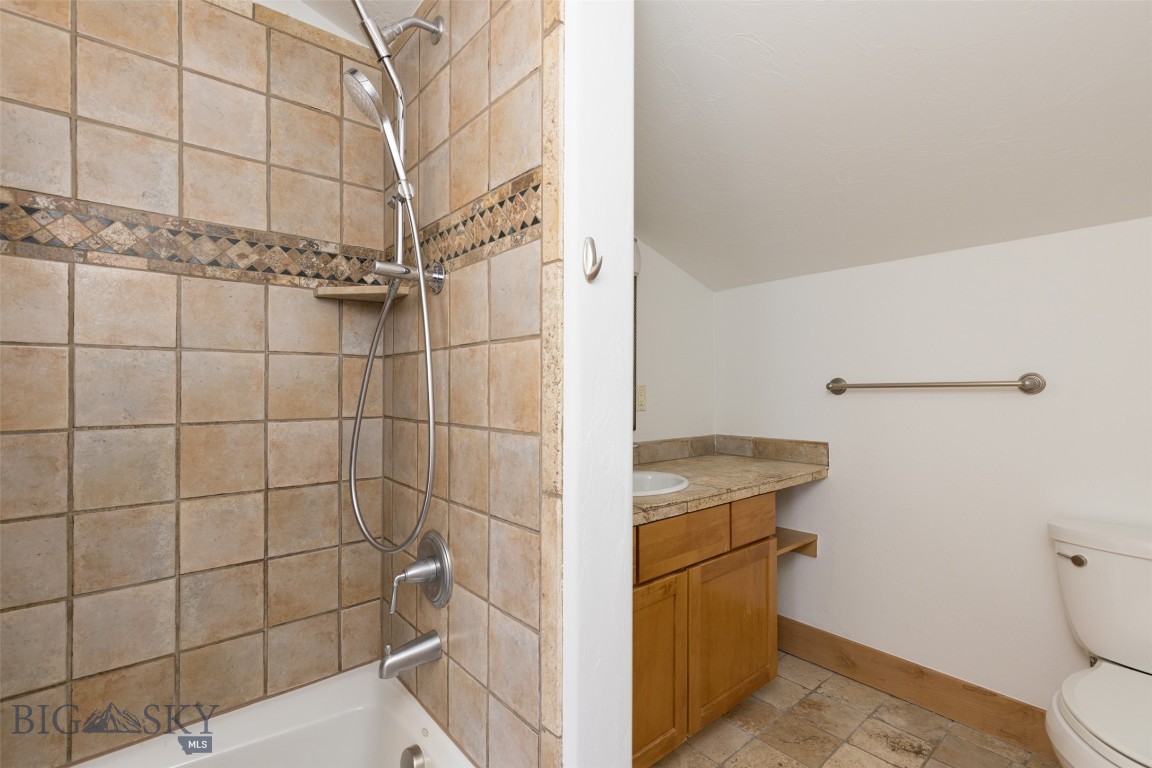 Diamond Hitch Of Ski Moonlight - Residential