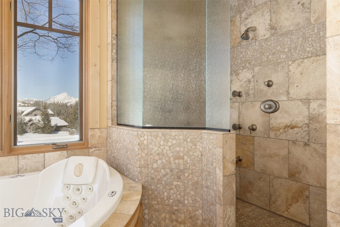 Diamond Hitch Of Ski Moonlight - Residential