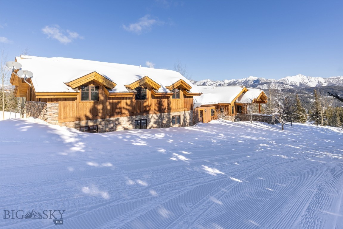 Diamond Hitch Of Ski Moonlight - Residential