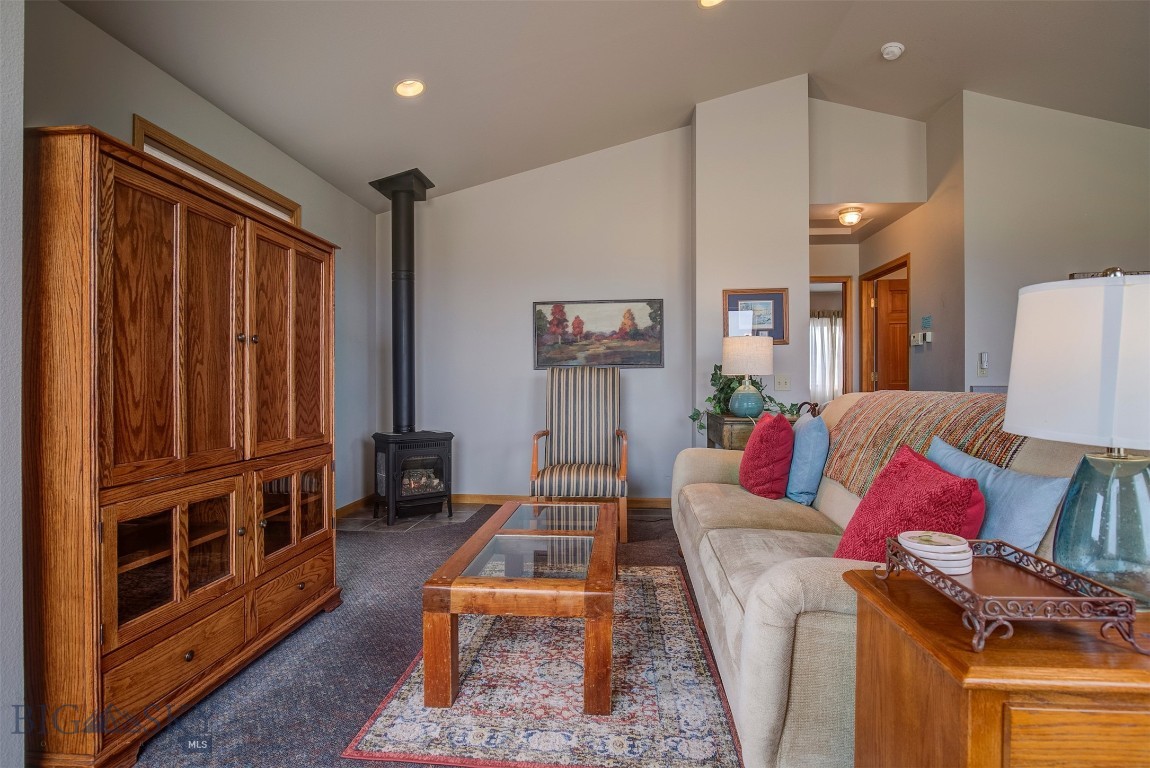 Bozeman, Montana 59718, United States, 4 Bedrooms Bedrooms, ,3 BathroomsBathrooms,Residential,Contingent,113229