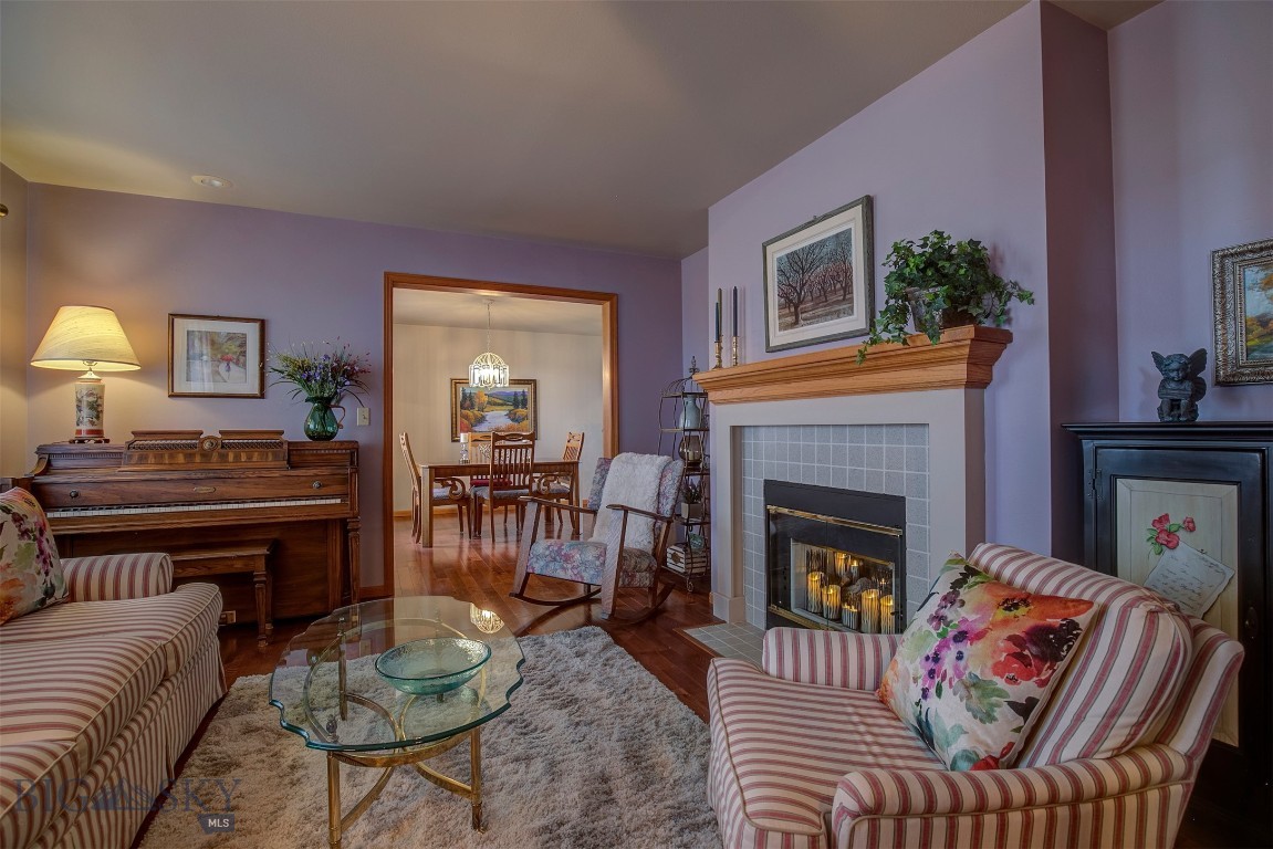 Bozeman, Montana 59718, United States, 4 Bedrooms Bedrooms, ,3 BathroomsBathrooms,Residential,Contingent,113229