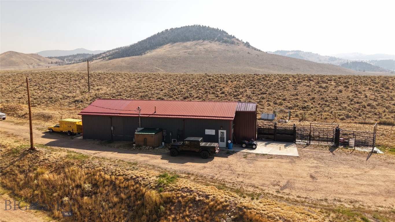 2900 Pioneer Mountains Scenic Byway