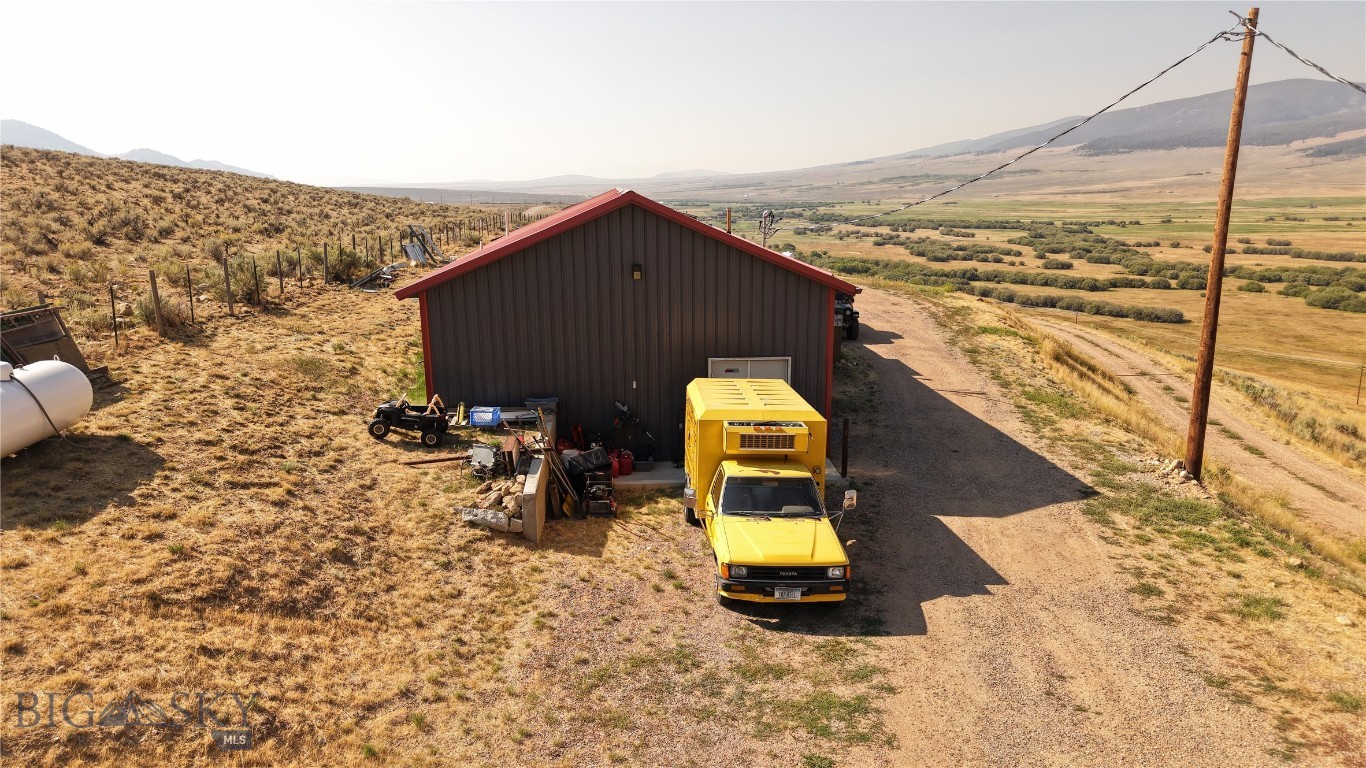 2900 Pioneer Mountains Scenic Byway