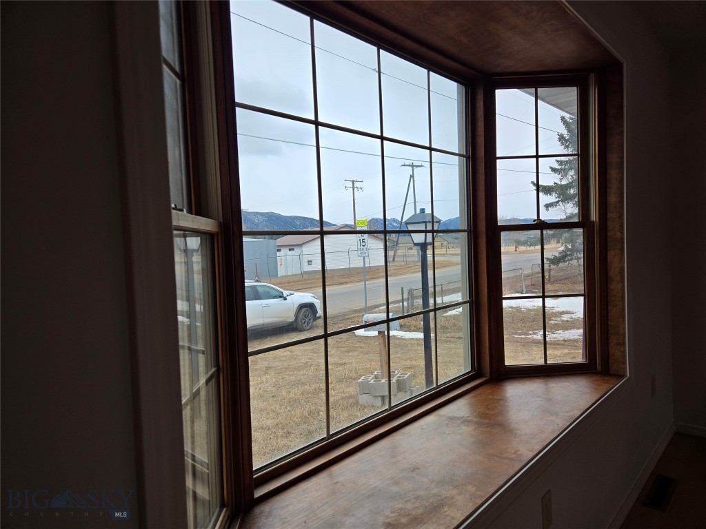 Butte, Montana 59701, United States, 4 Bedrooms Bedrooms, ,3 BathroomsBathrooms,Residential,Active,89847