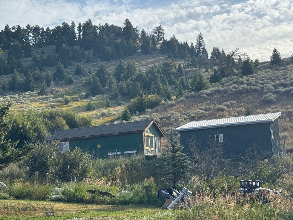 Quinn Creek Properties - Residential