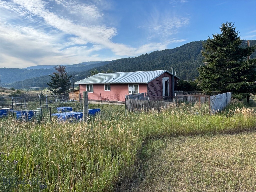 Quinn Creek Properties - Residential